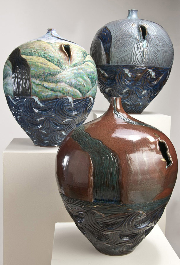 Rent Asunder The Sacred Heart Series - Ceramic pots